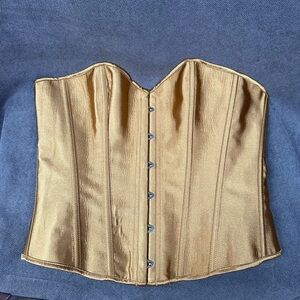 Chicastic corset gold lace up size 3-4 XL